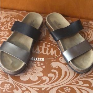 American Eagle Sandals